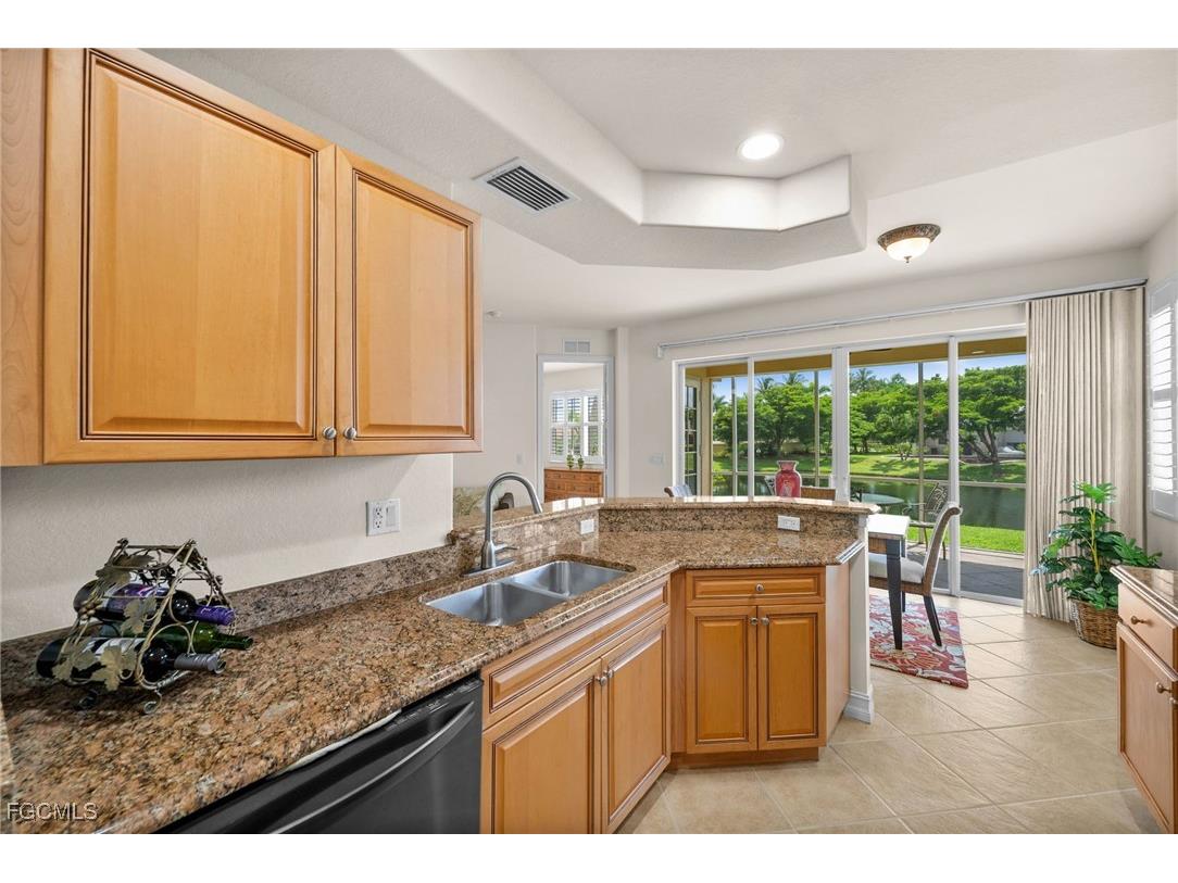 5626 Cape Harbour Drive #102 Cape Coral FL 33914 2025003412 image8