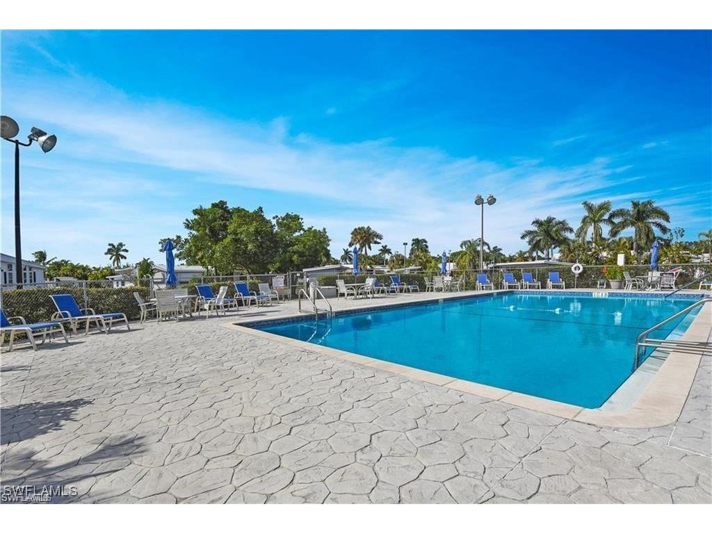 5628 Red Bird Lane Fort Myers FL 33908 224091767 image4