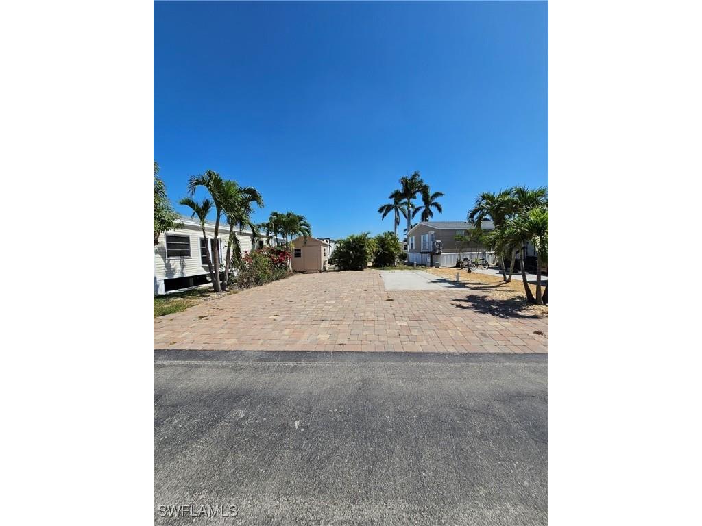 5628 Red Bird Lane Fort Myers FL 33908 224091767 image6