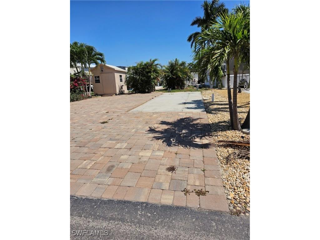 5628 Red Bird Lane Fort Myers FL 33908 224091767 image8