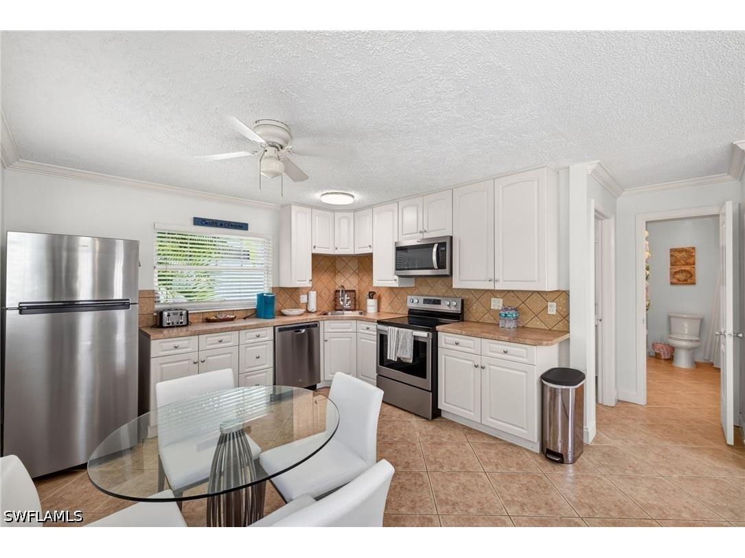 563 105th Avenue N Naples FL 34108 226020915 image20