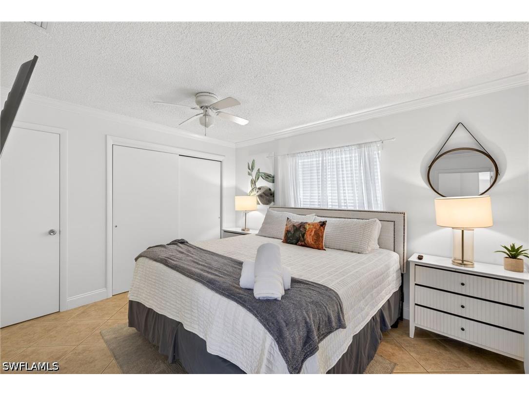 563 105th Avenue N Naples FL 34108 226020915 image9