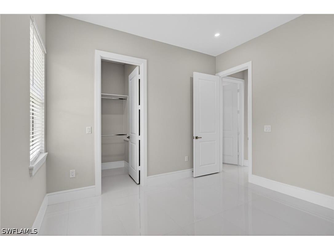 563 15th Street NW Naples FL 34120 226020888 image13