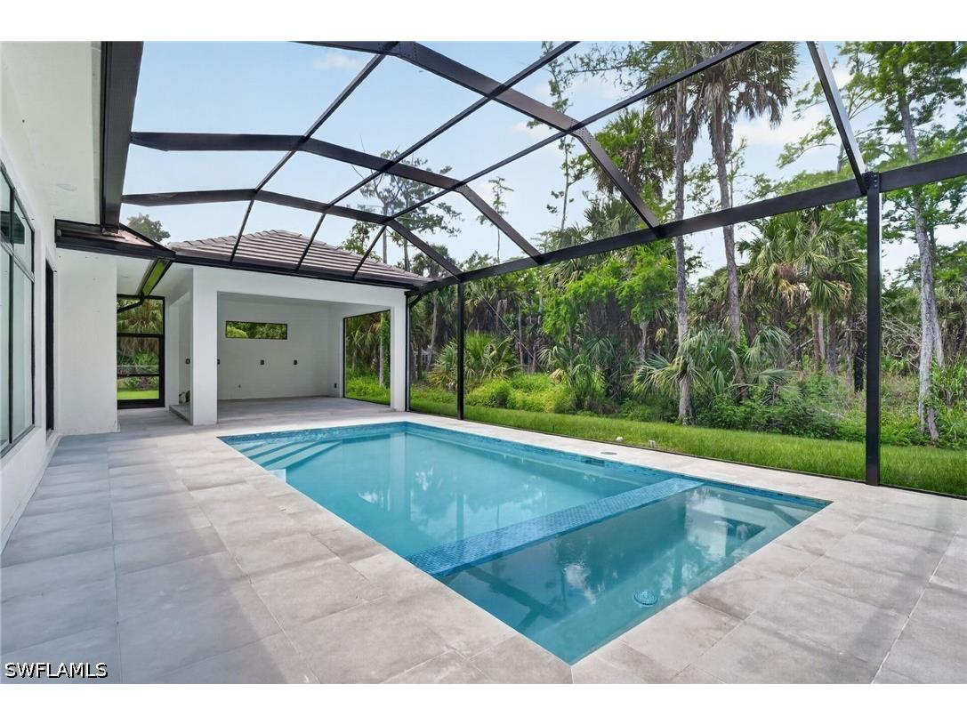 563 15th Street NW Naples FL 34120 226020888 image18