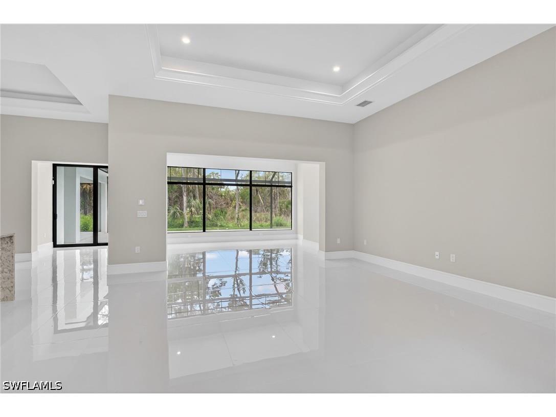 563 15th Street NW Naples FL 34120 226020888 image6