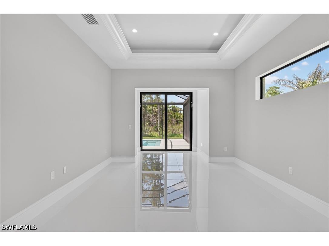 563 15th Street NW Naples FL 34120 226020888 image9