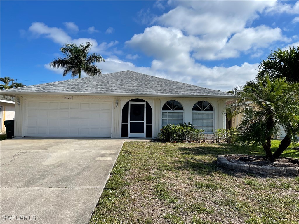 563 99th Avenue N Naples FL 34108 225071853 image1