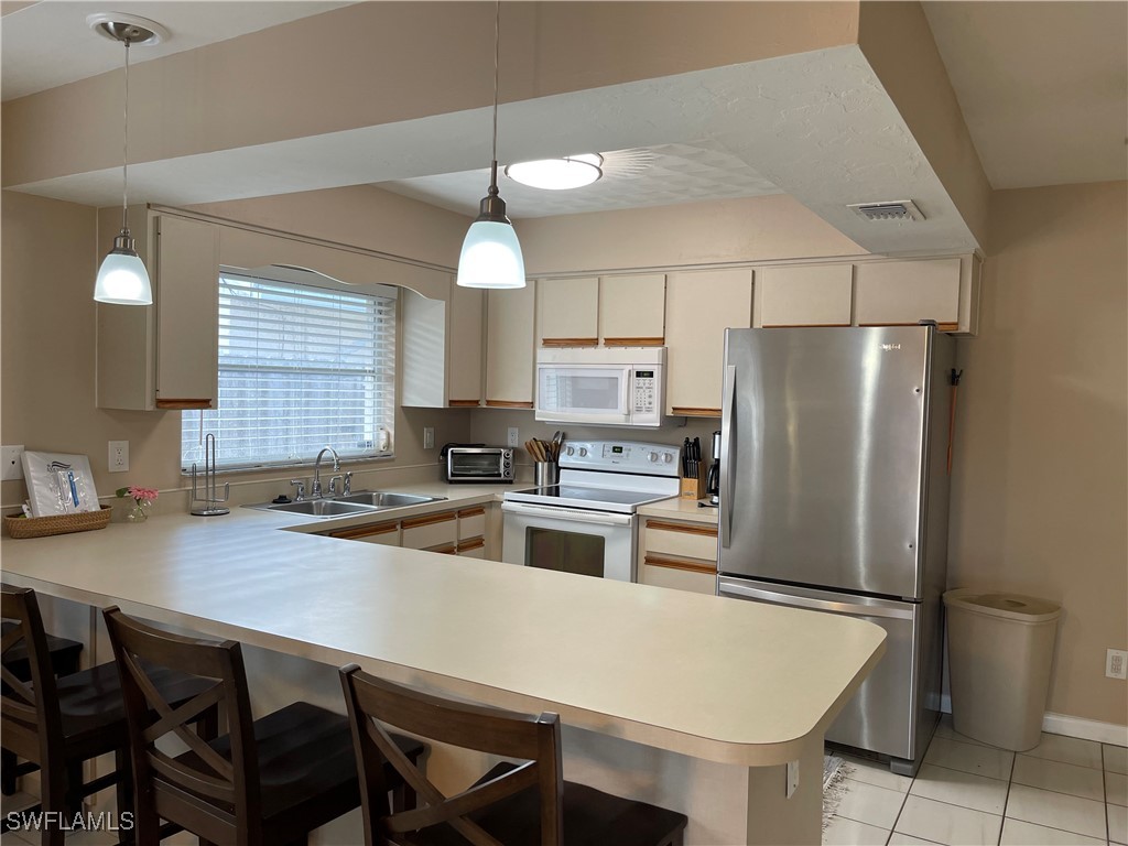 563 99th Avenue N Naples FL 34108 225071853 image8