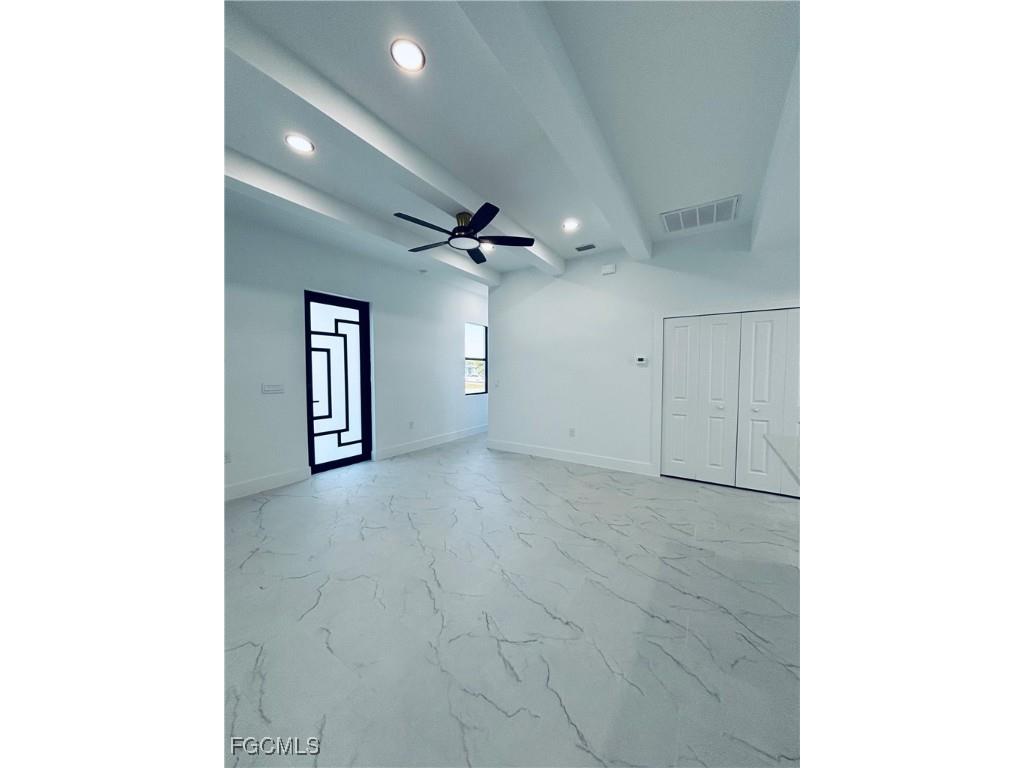 563 Oakshire Lane Lehigh Acres FL 33972 2025015984 image10