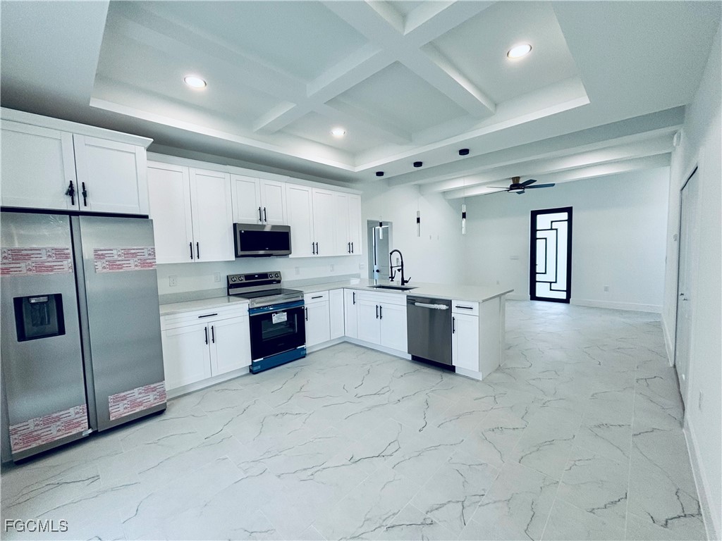 563 Oakshire Lane Lehigh Acres FL 33972 2025015984 image11