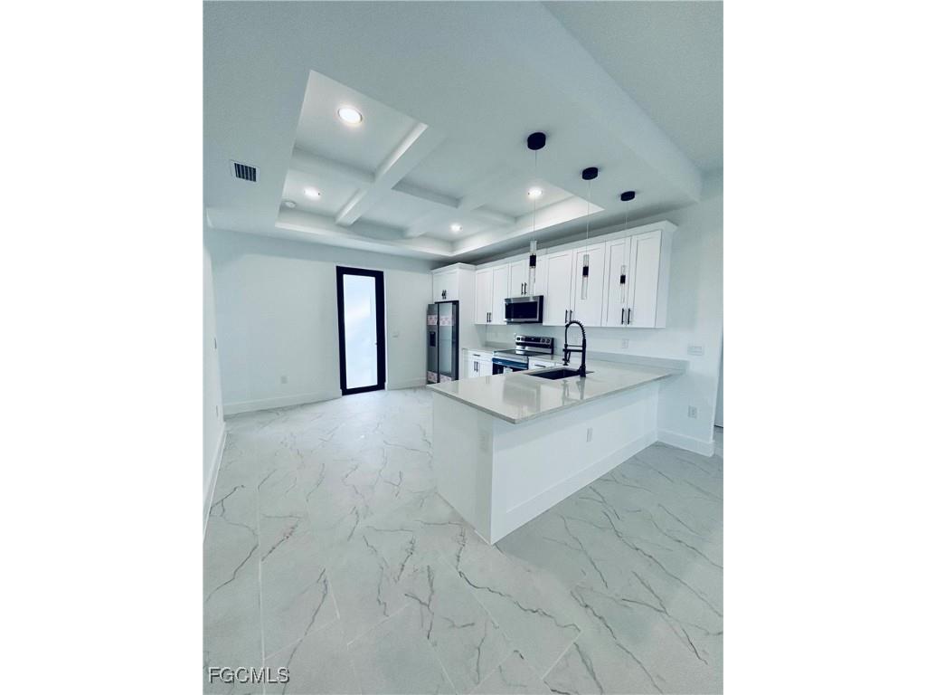 563 Oakshire Lane Lehigh Acres FL 33972 2025015984 image13