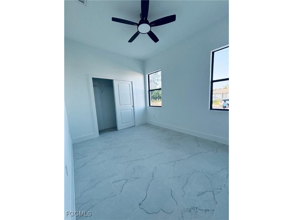 563 Oakshire Lane Lehigh Acres FL 33972 2025015984 image17