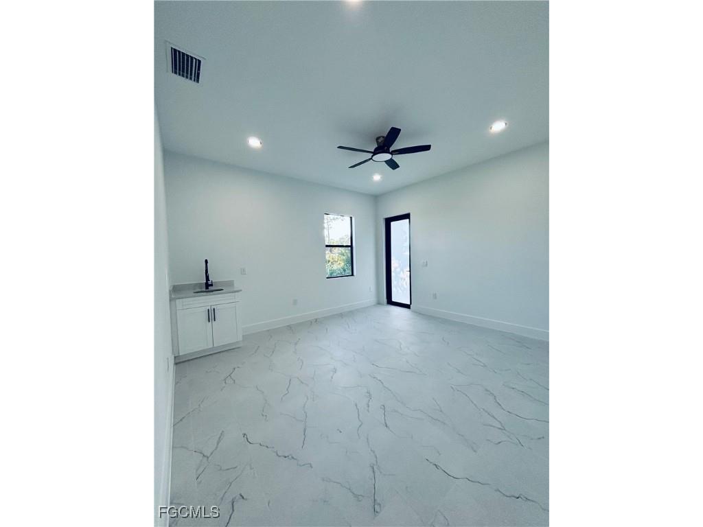 563 Oakshire Lane Lehigh Acres FL 33972 2025015984 image22