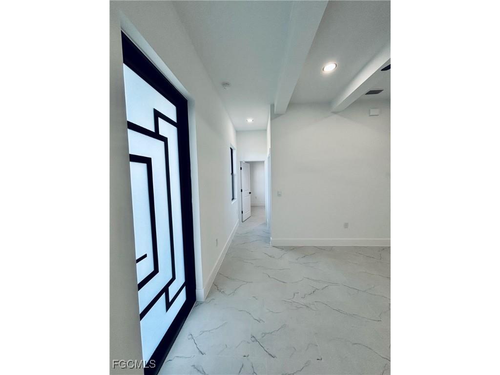 563 Oakshire Lane Lehigh Acres FL 33972 2025015984 image8