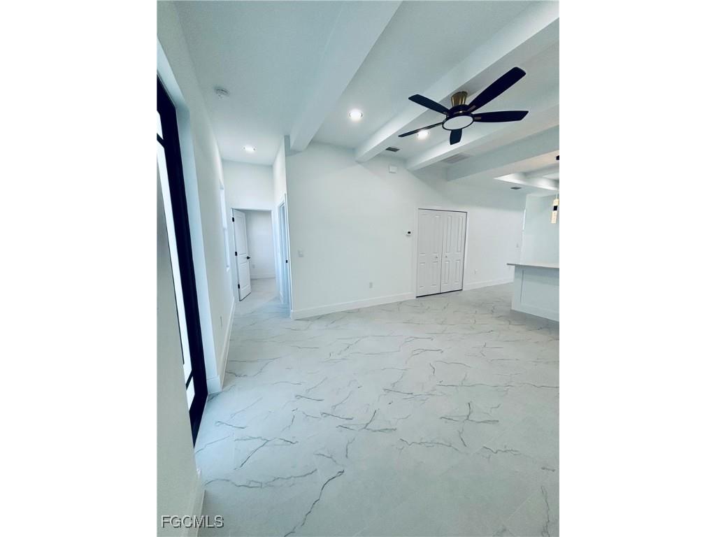 563 Oakshire Lane Lehigh Acres FL 33972 2025015984 image9