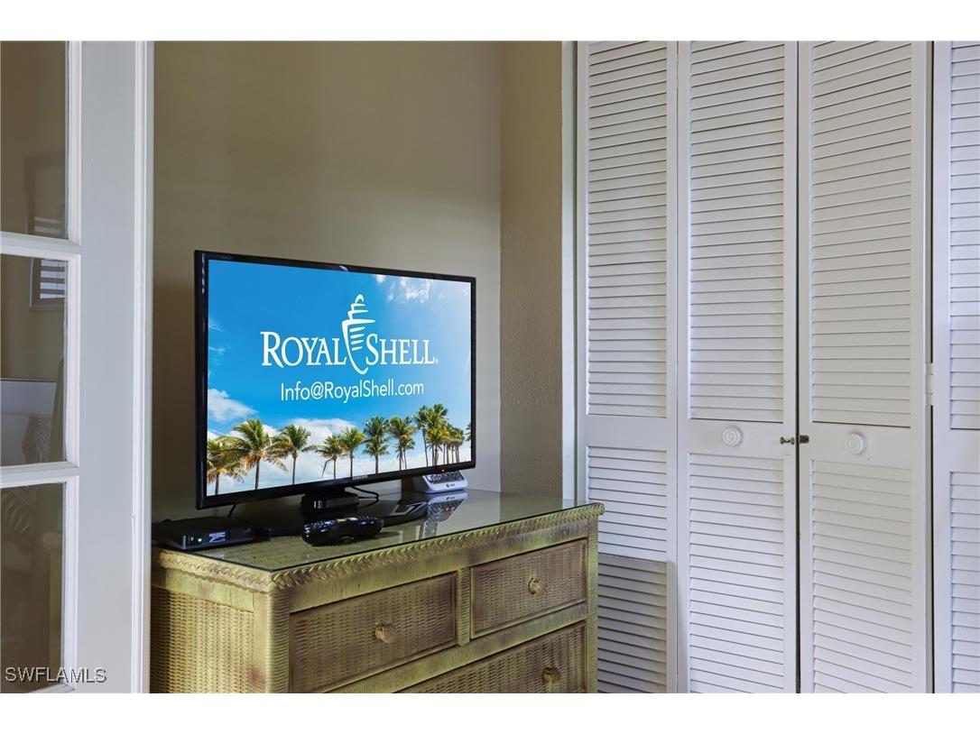 563 Serendipity Drive #563 Naples FL 34108 225074336 image9