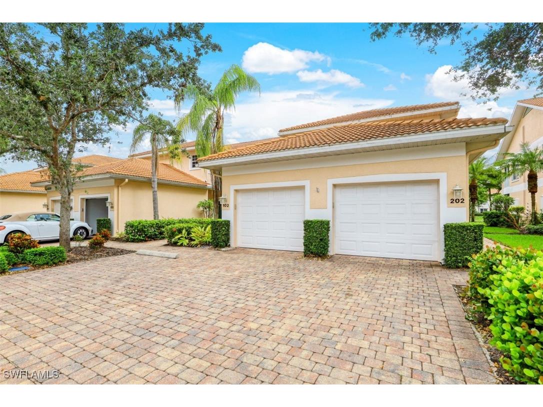5630 Sherborn Drive #202 Naples FL 34110 225077479 image18