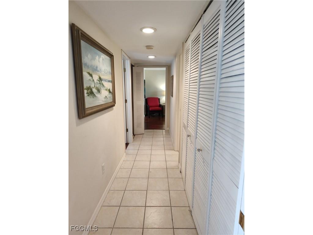 5630 Trailwinds Drive #223 Fort Myers FL 33907 2025016640 image2