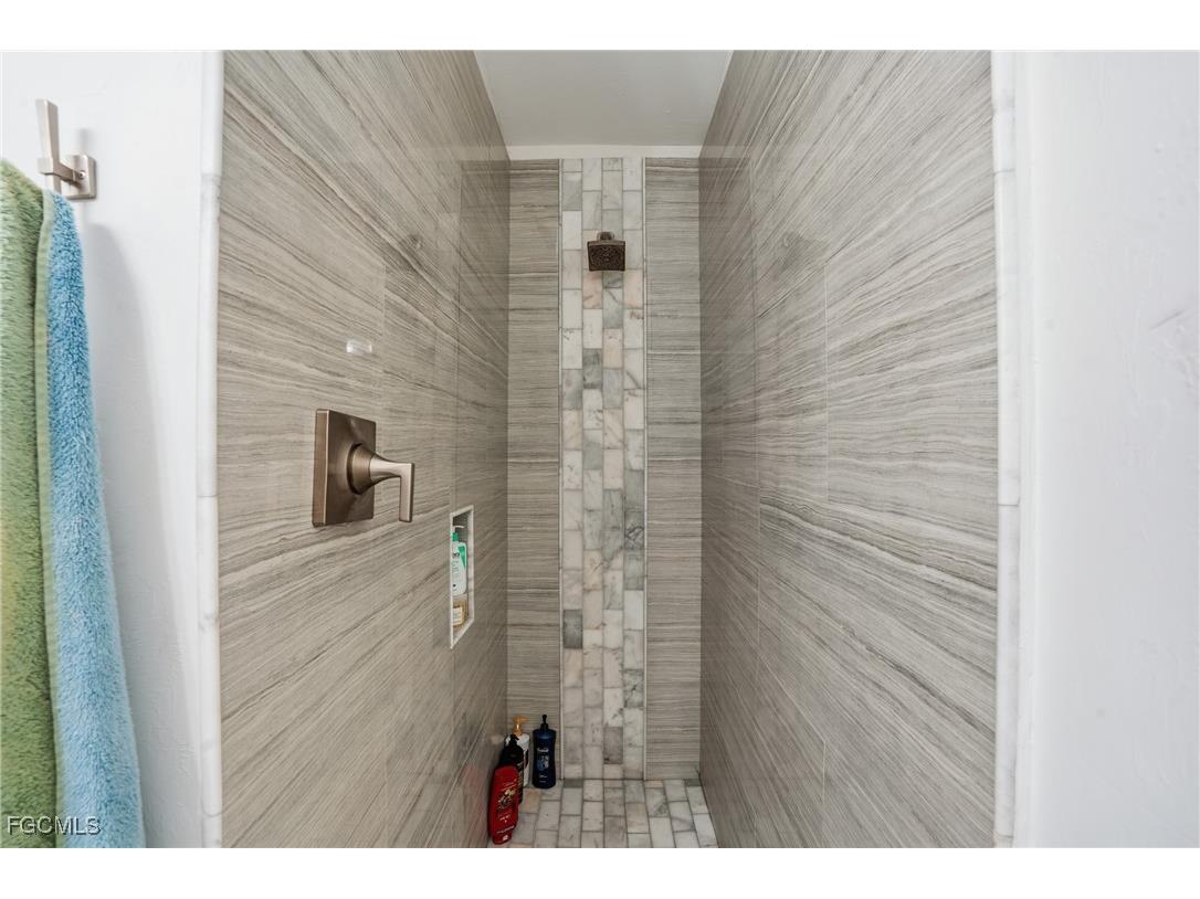 5633 Grey Fox Run Fort Myers FL 33912 2025021258 image18