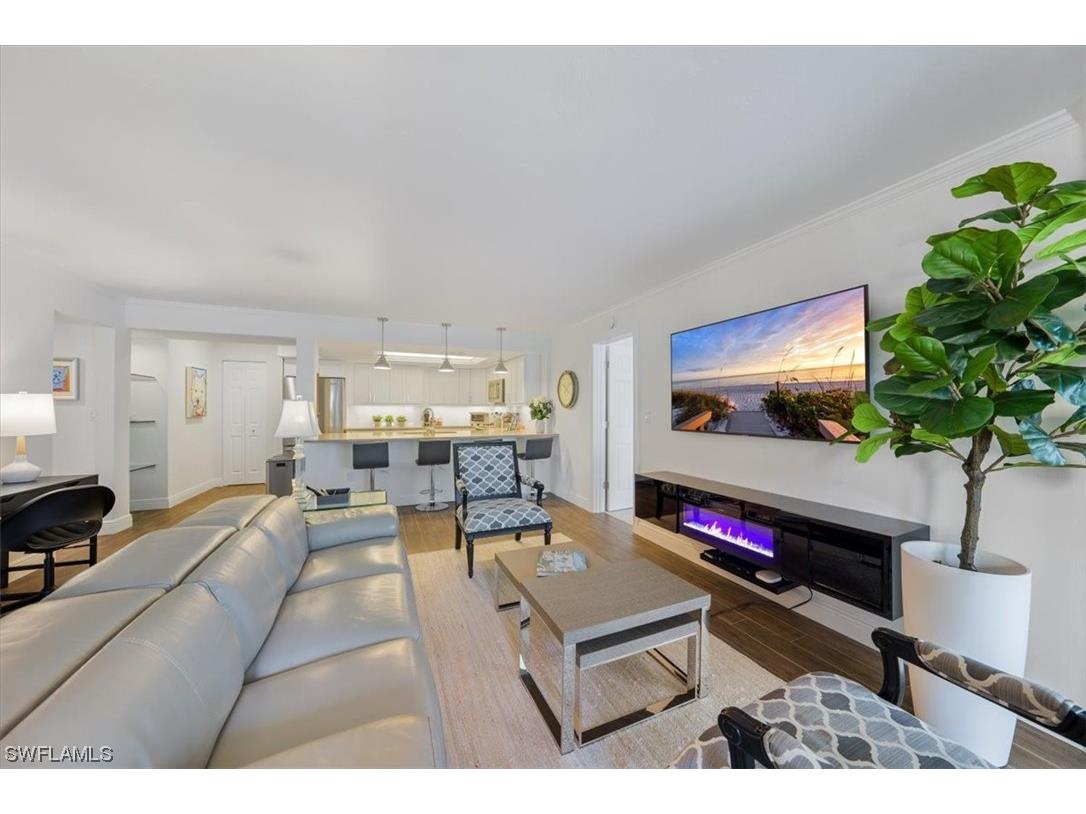 5633 Turtle Bay Drive #35 Naples FL 34108 223017597 image1