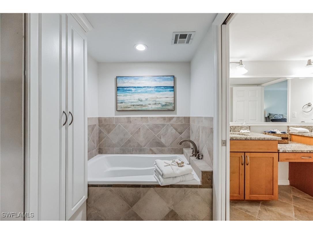 5633 Turtle Bay Drive #37 Naples FL 34108 225064653 image19