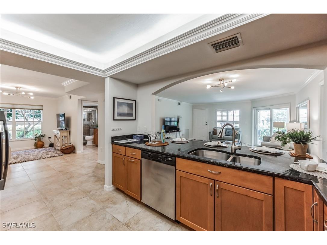 5633 Turtle Bay Drive #37 Naples FL 34108 225064653 image4