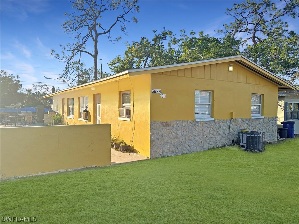 5634-5636 Eighth Avenue Fort Myers FL 33907 223009210 image1