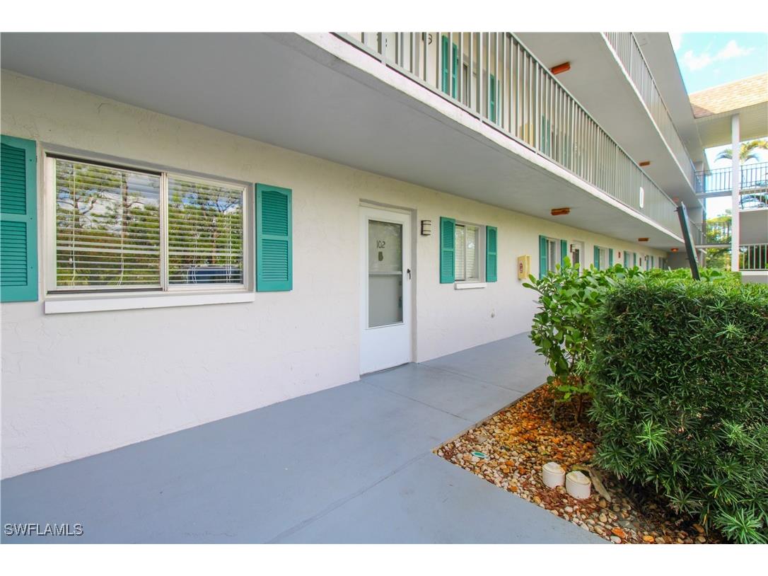 5635 Rattlesnake Hammock Road #102D Naples FL 34113 225082016 image16