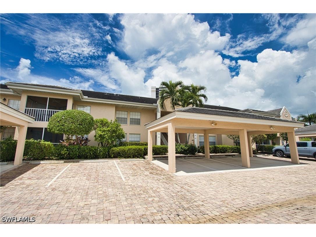 5637 Turtle Bay Drive #II-22 Naples FL 34108 226026736 image1