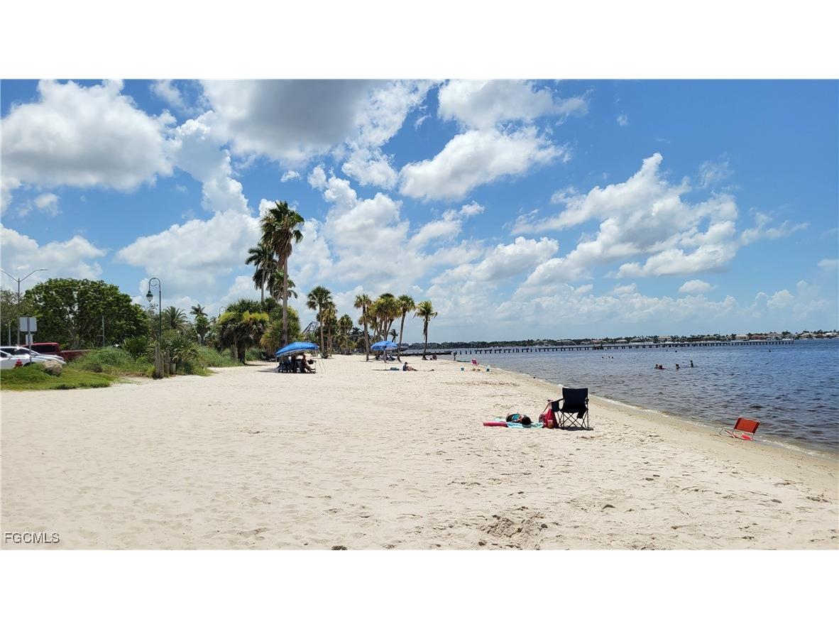 5638 Riverside Drive Cape Coral FL 33904 2025003562 image12