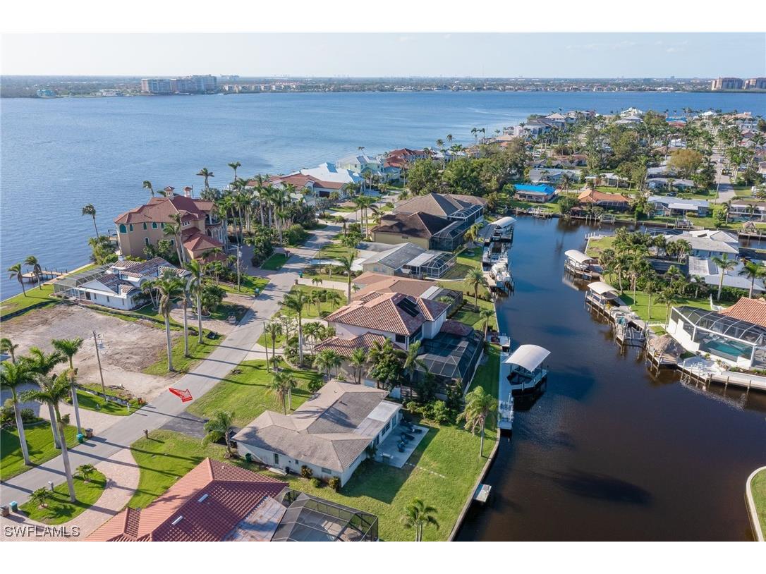 5638 Riverside Drive Cape Coral FL 33904 223072471 image1