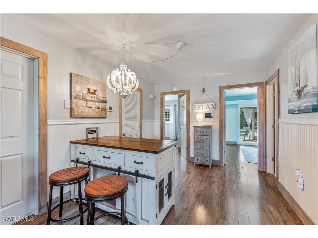 564 109th Avenue N Naples FL 34108 225080483 image12