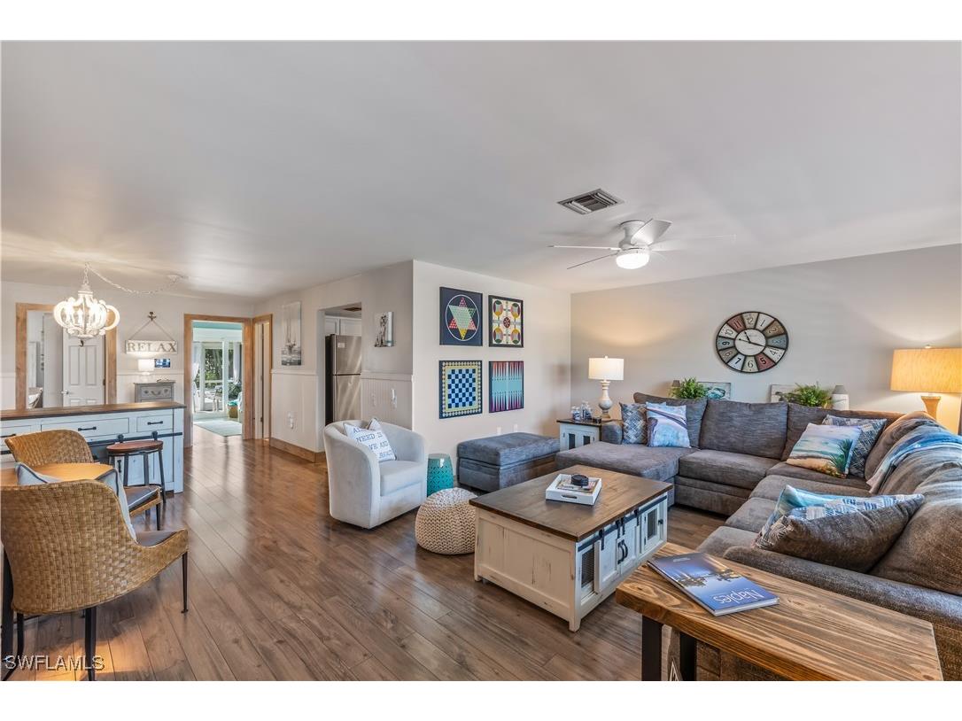 564 109th Avenue N Naples FL 34108 225080483 image8