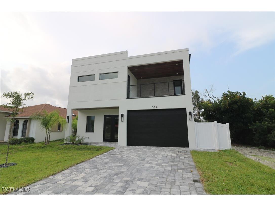 564 111th Avenue N Naples FL 34108 224083364 image1