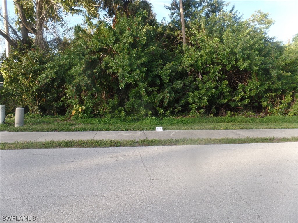 564 State Street North Fort Myers FL 33903 224008596 image1