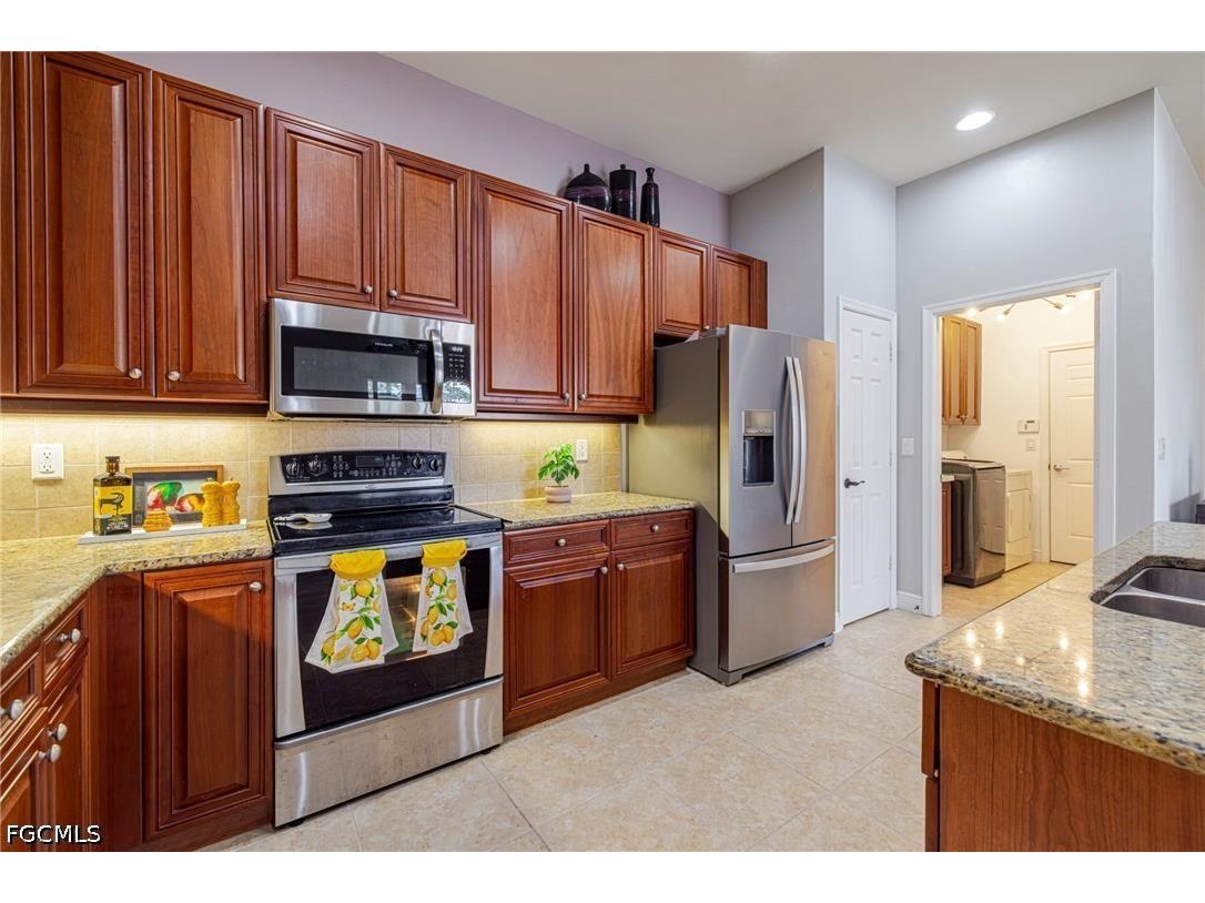 5643 Kensington Loop Fort Myers FL 33912 2026015553 image14