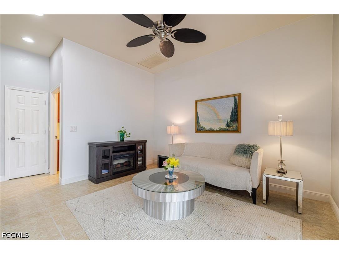 5643 Kensington Loop Fort Myers FL 33912 2026015553 image8