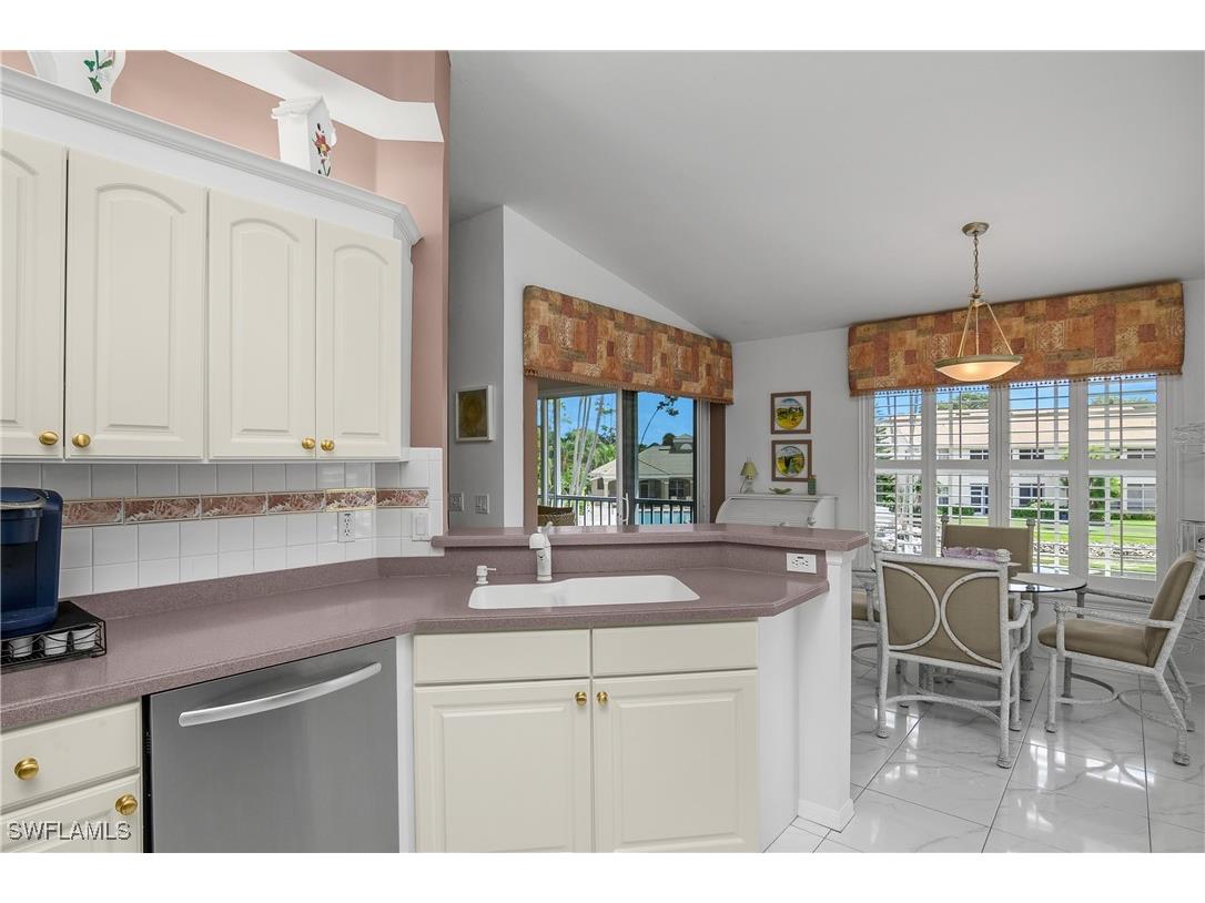 5643 Sandlewood Court #2004 Naples FL 34110 225071455 image19