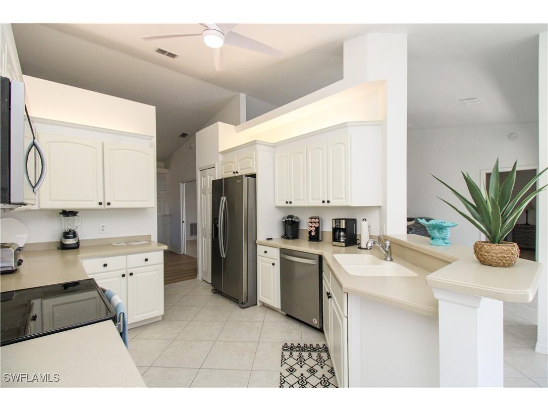 5645 Whisperwood Boulevard #504 Naples FL 34110 225083066 image1