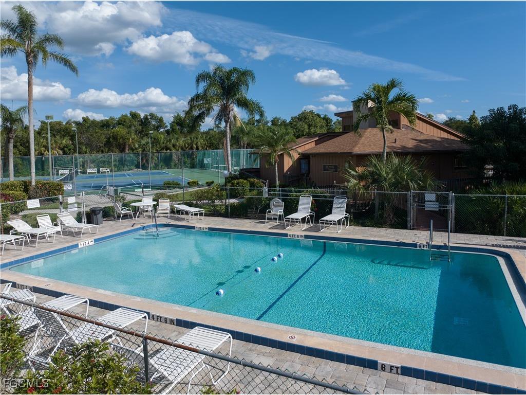 5647 Foxlake Drive North Fort Myers FL 33917 2025004695 image23
