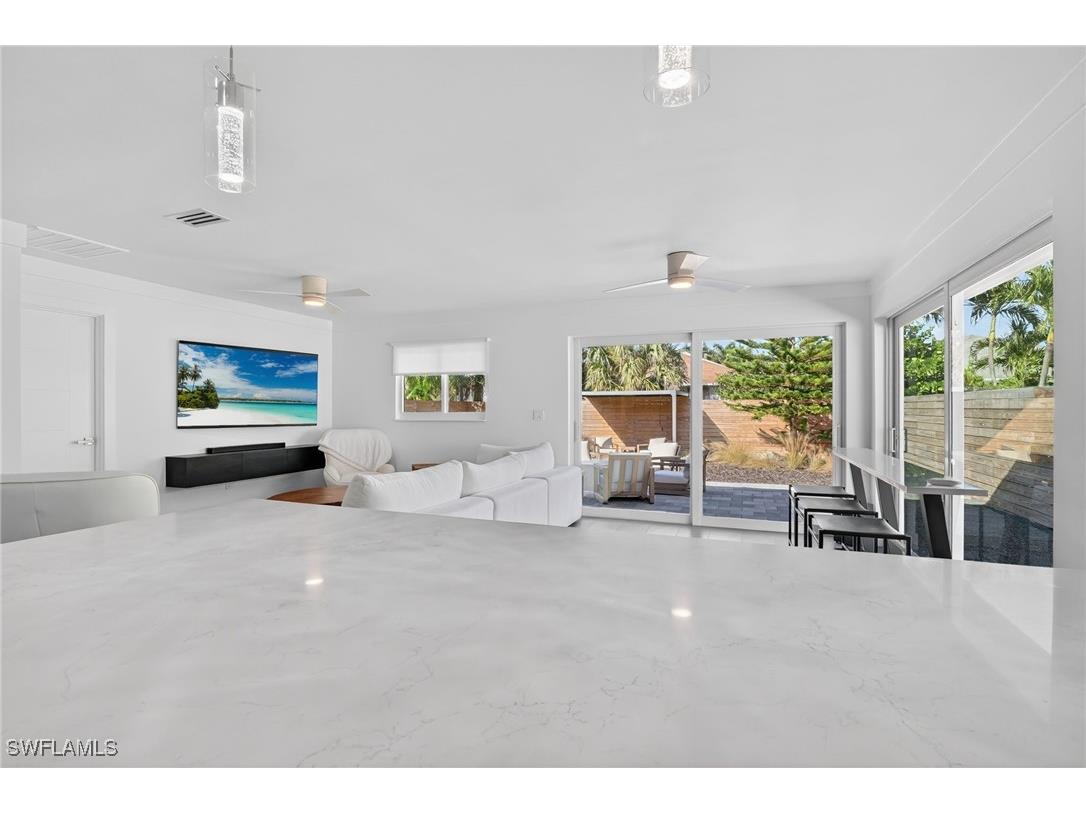 565 110th Avenue N Naples FL 34108 225083225 image17