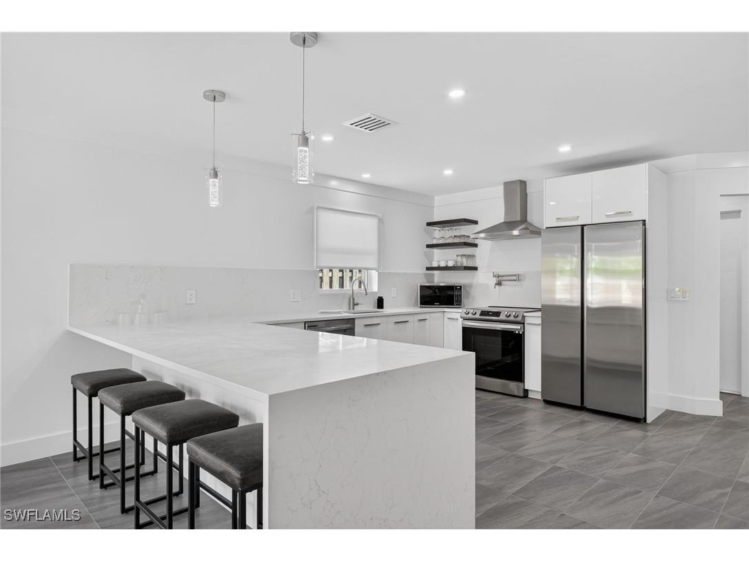 565 110th Avenue N Naples FL 34108 225083225 image2