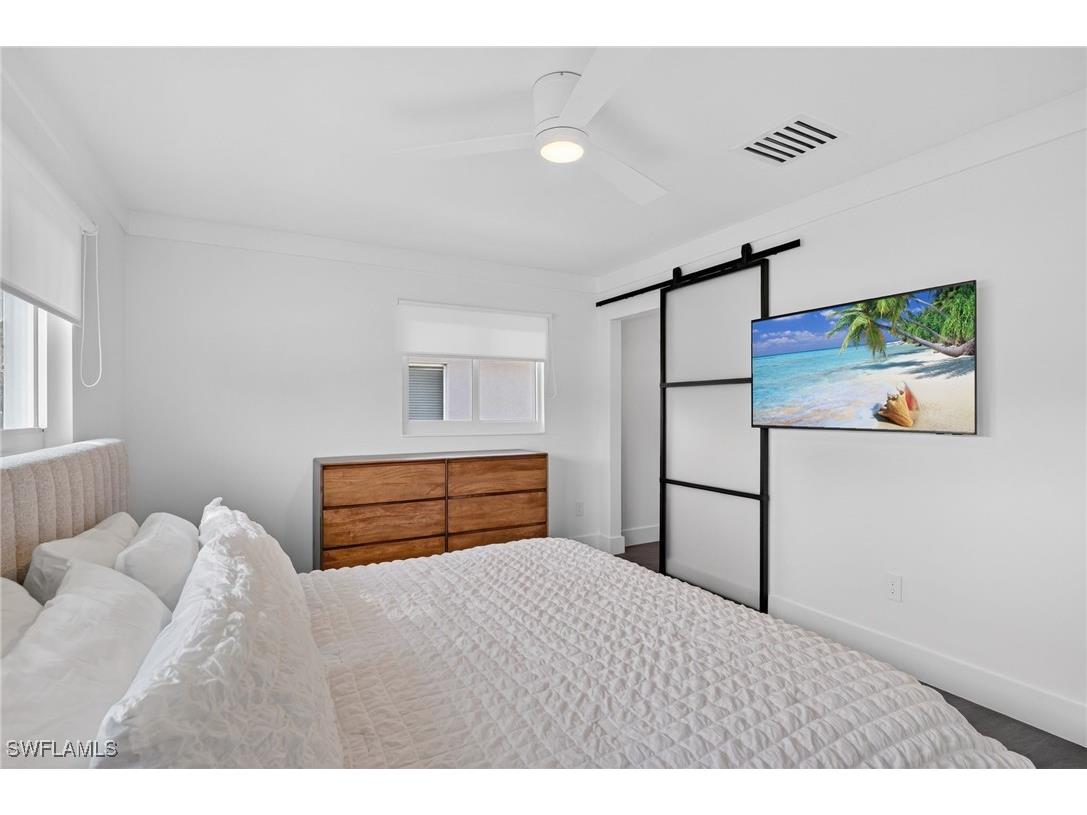 565 110th Avenue N Naples FL 34108 225083225 image22
