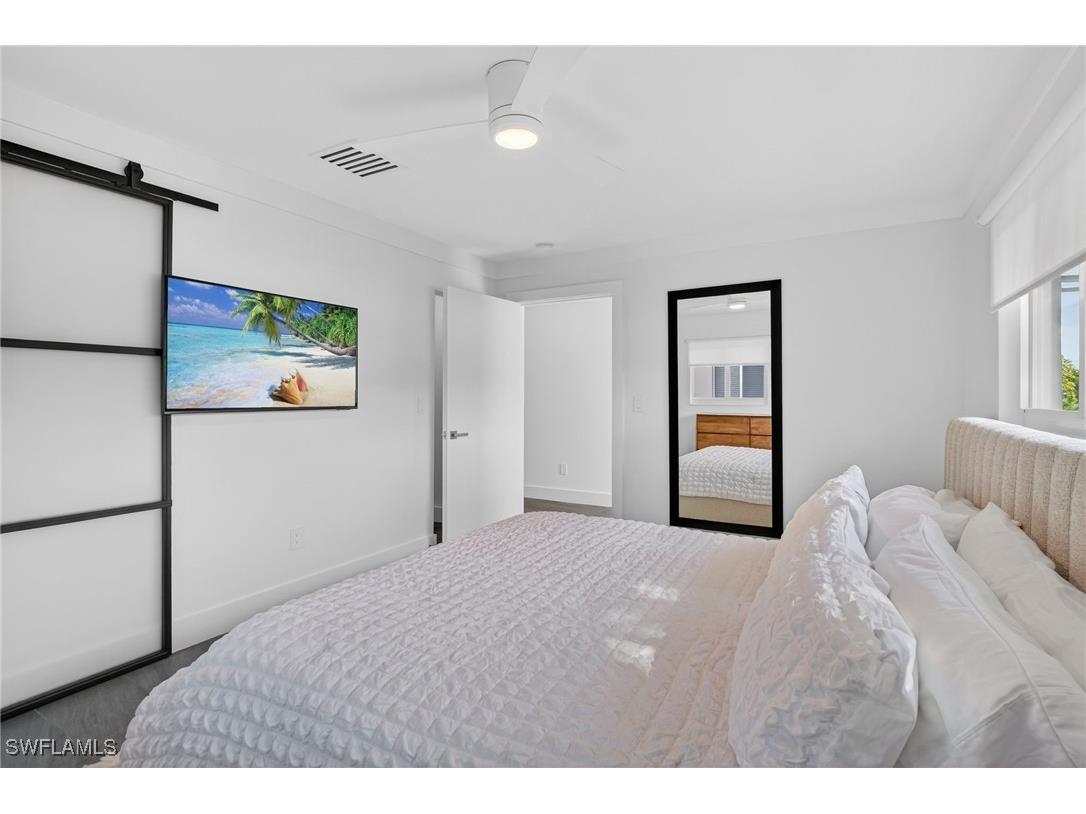 565 110th Avenue N Naples FL 34108 225083225 image23