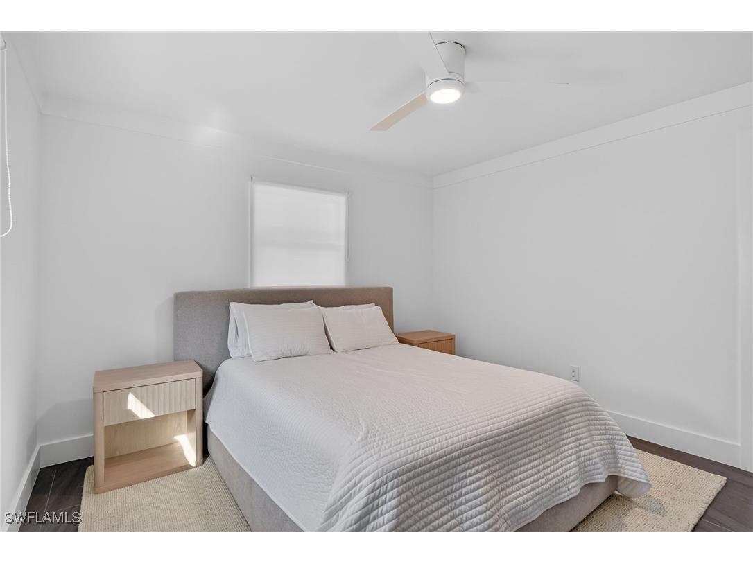 565 110th Avenue N Naples FL 34108 225083225 image32