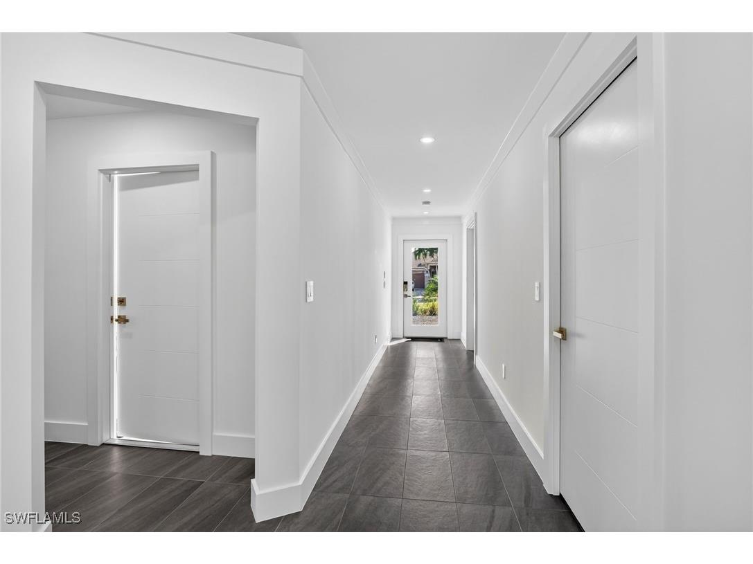 565 110th Avenue N Naples FL 34108 225083225 image9