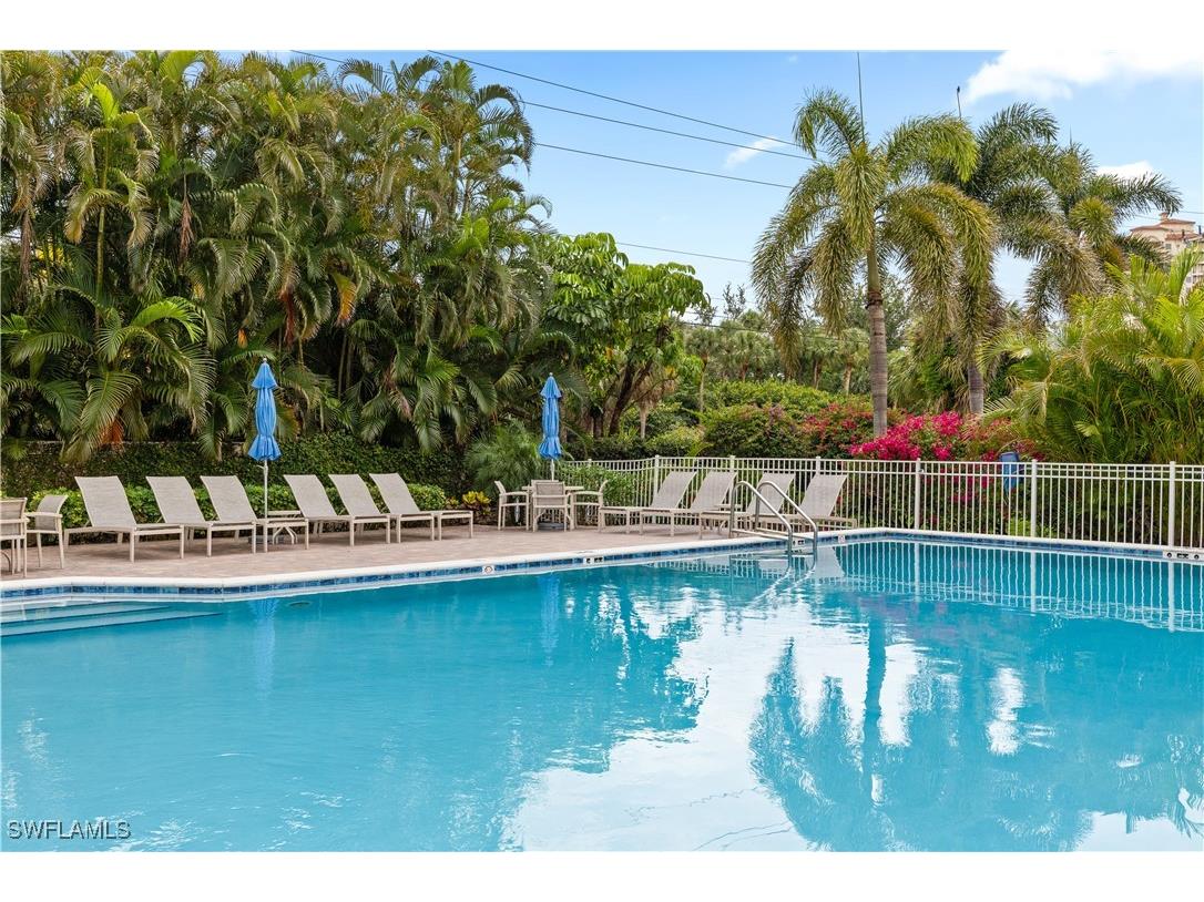 565 Beachwalk Circle #T-102 Naples FL 34108 226001327 image30