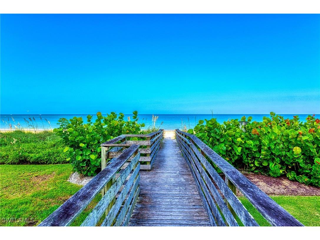 565 Beachwalk Circle #T104 Naples FL 34108 225057708 image35