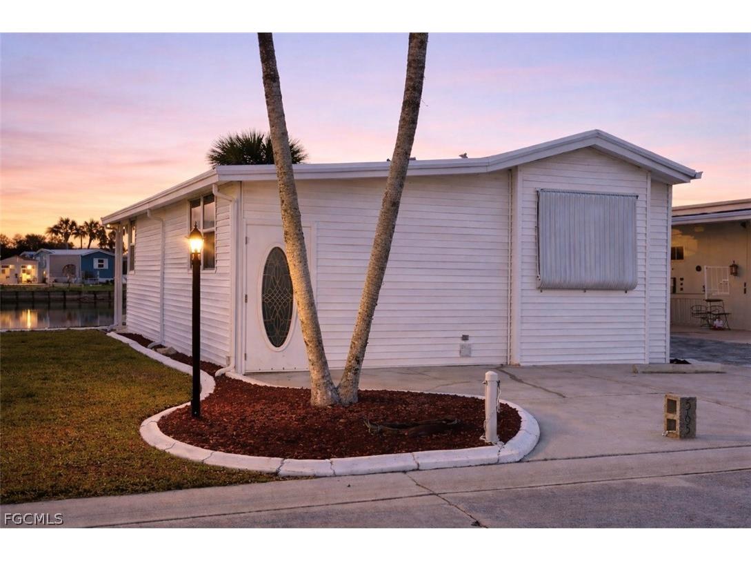565 Cattleya Refuge #565 Naples FL 34114 2026010801 image1