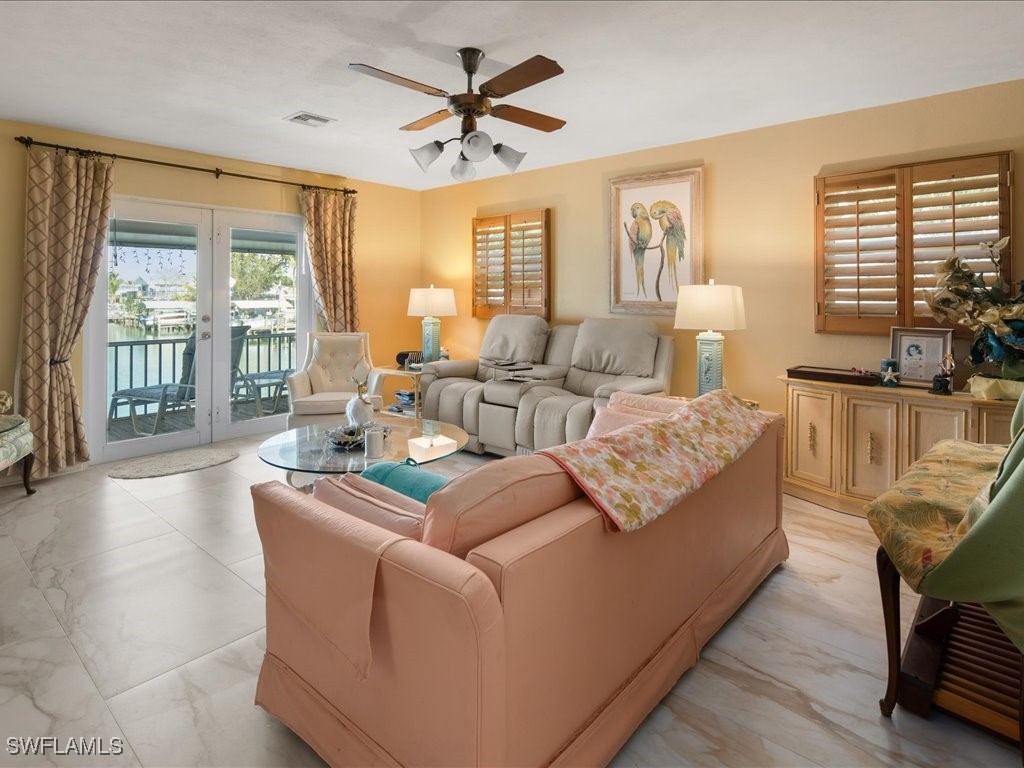 565 Coconut Avenue Goodland FL 34140 224090555 image11